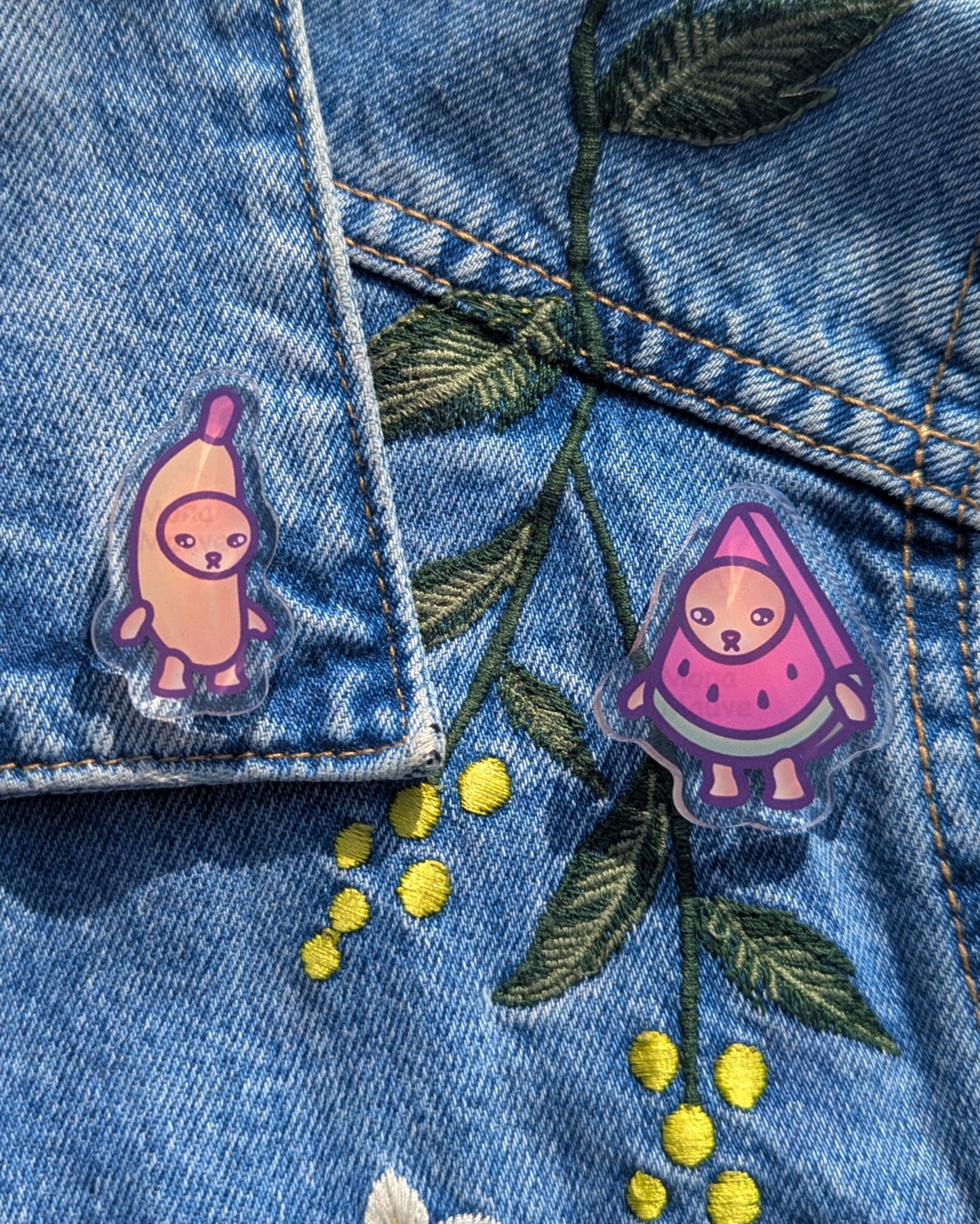 Banana Cat Pin | Snack Cats Collection | 40mm Acrylic Badge Butterfly Clutch