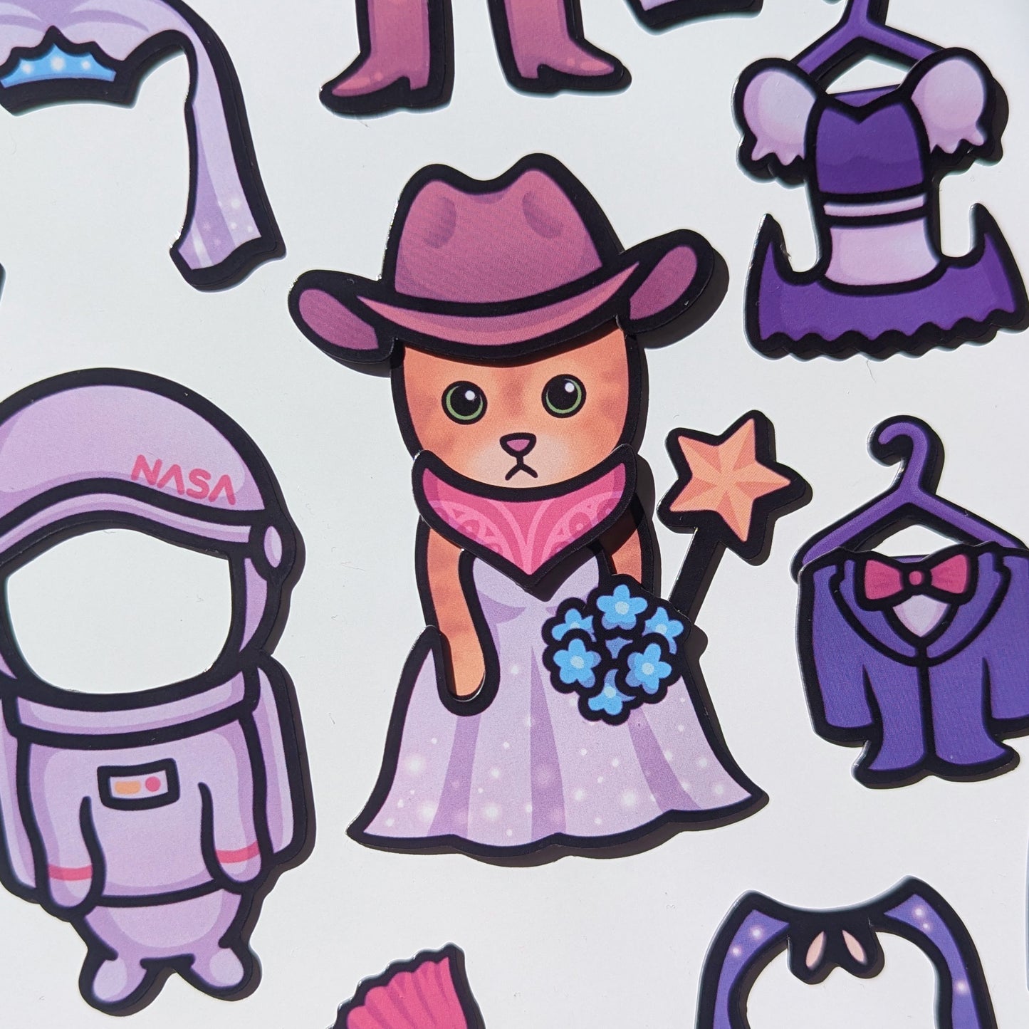 Funny Cat Fridge Magnet Set | Dress Up Game | El Gato & 6 Outfits